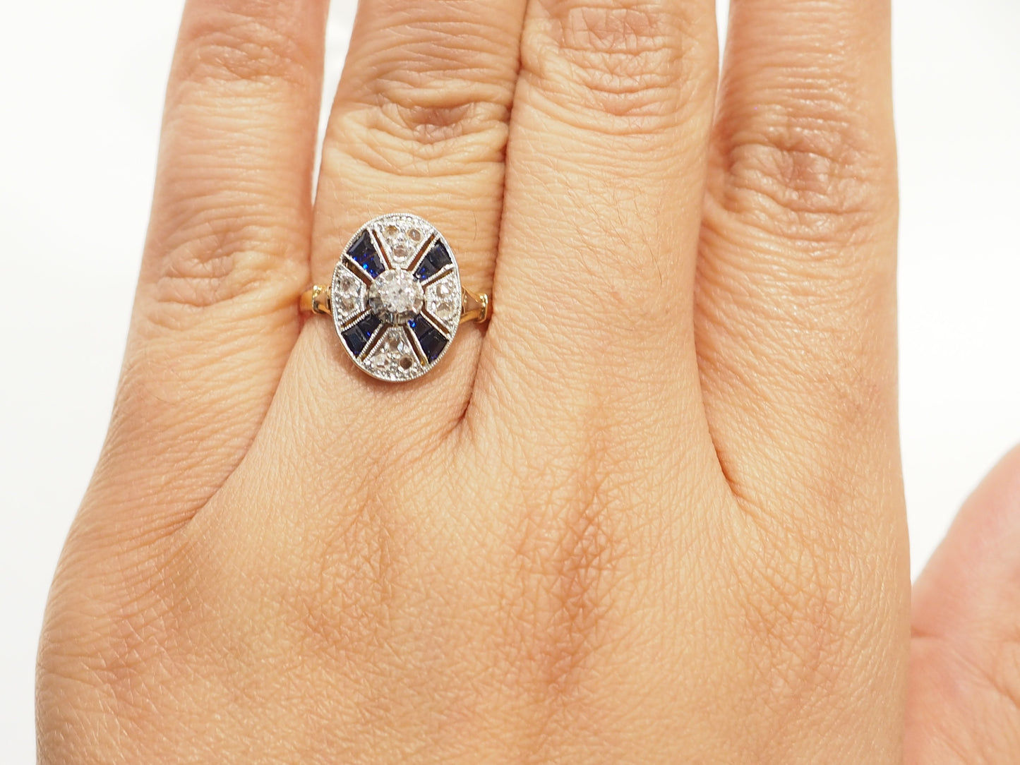 Bague Art Déco Saphirs Calibrés et Diamants Taille Rose Or 18kt Platine