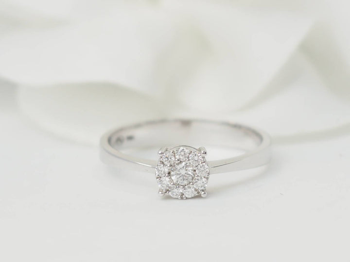 Bague solitaire en or blanc et diamants 0.16ct