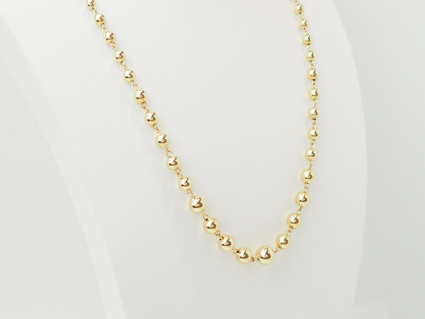 Collier marseillais en or jaune 18 carats à boules dégradées