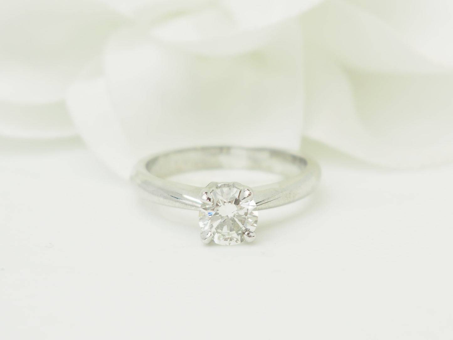 Solitaire diamant 0,78 carat certifié LFG en or blanc
