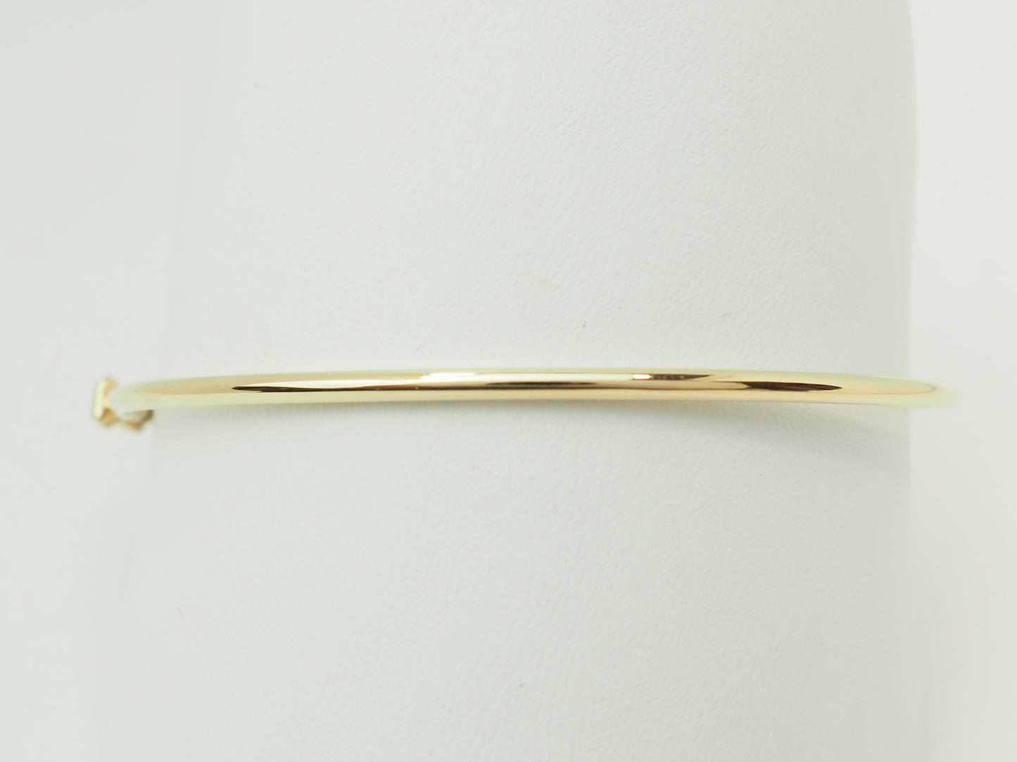 Bracelet jonc flexible en or jaune 18 kt