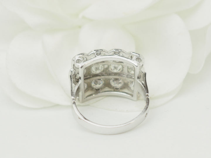 Bague Art Déco en platine sertie de 2 carats de diamants