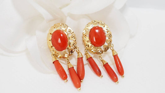 Acheter boucles d'oreilles d'occasion en or jaune et corail 