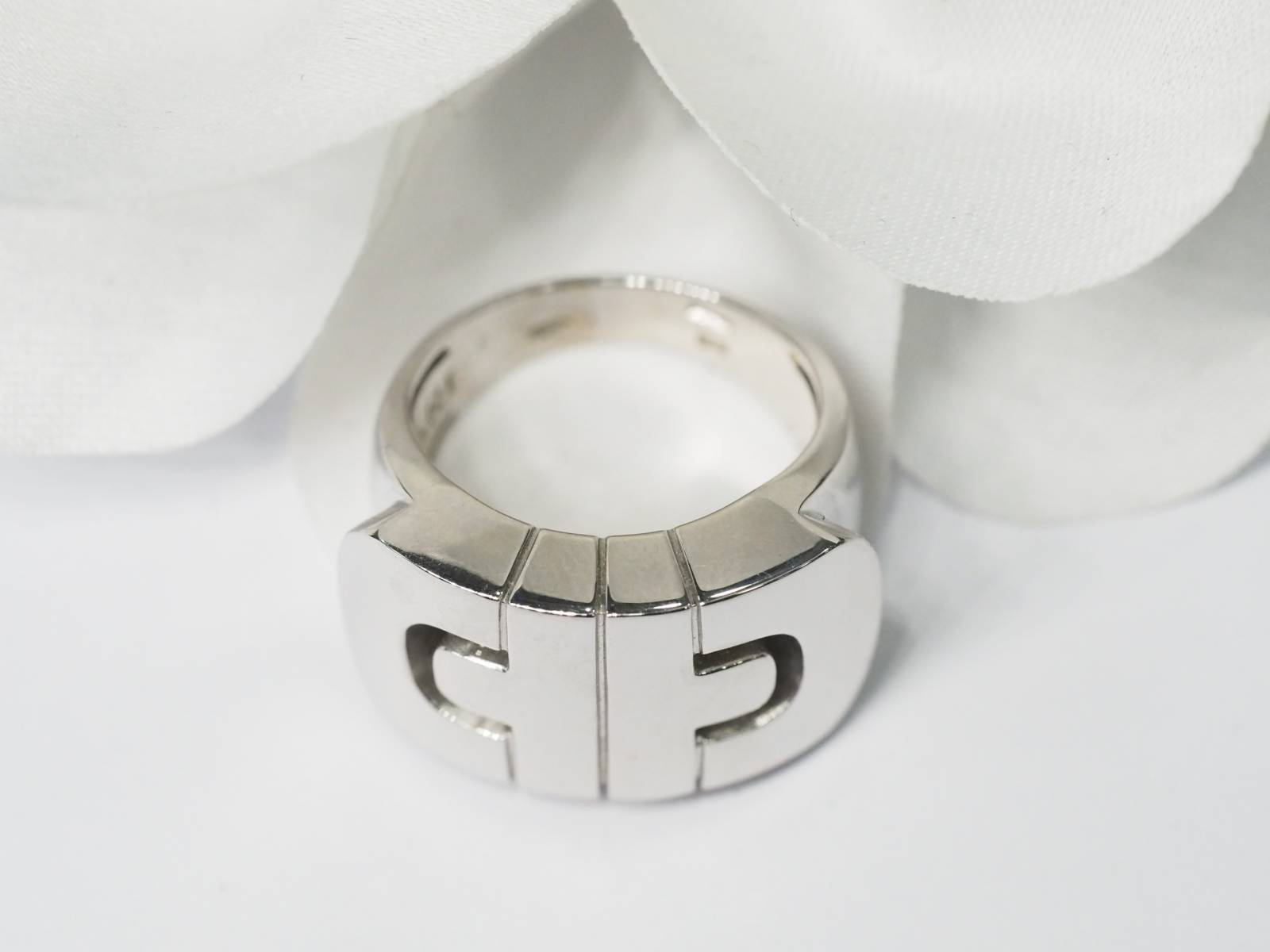 Bague Bulgari Parentesi en or blanc