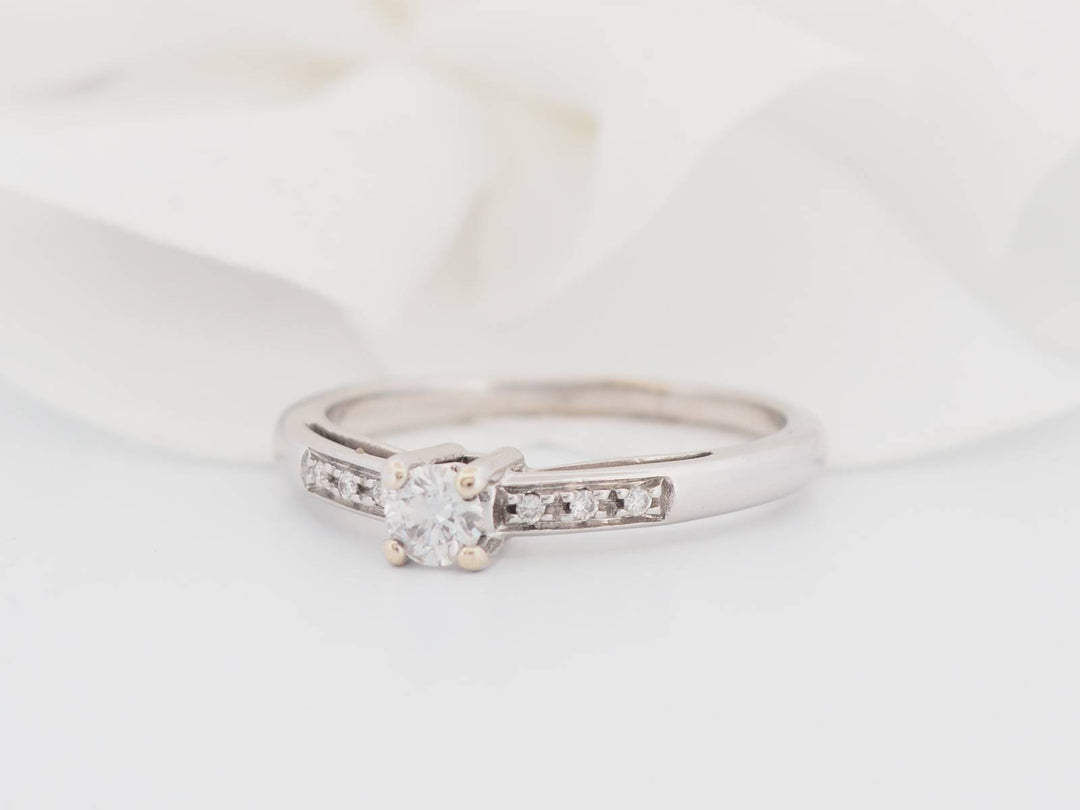 Bague solitaire Mauboussin Sel de ma vie en or blanc et diamant