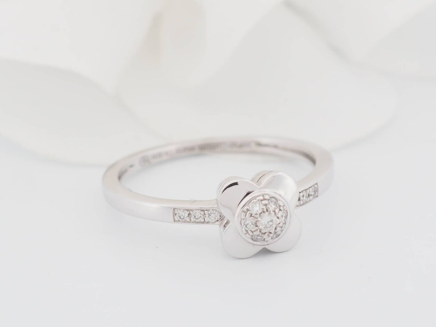 Bague Mauboussin Trop Chance en or blanc et diamants