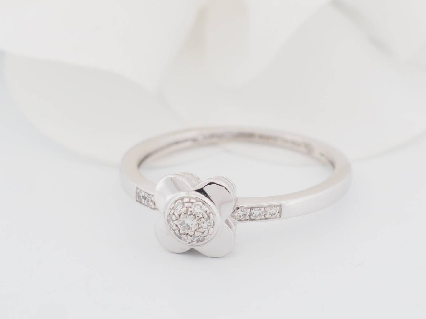 Bague Mauboussin Trop Chance en or blanc et diamants