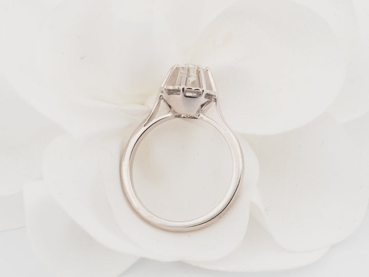 Bague solitaire en or blanc et diamant
