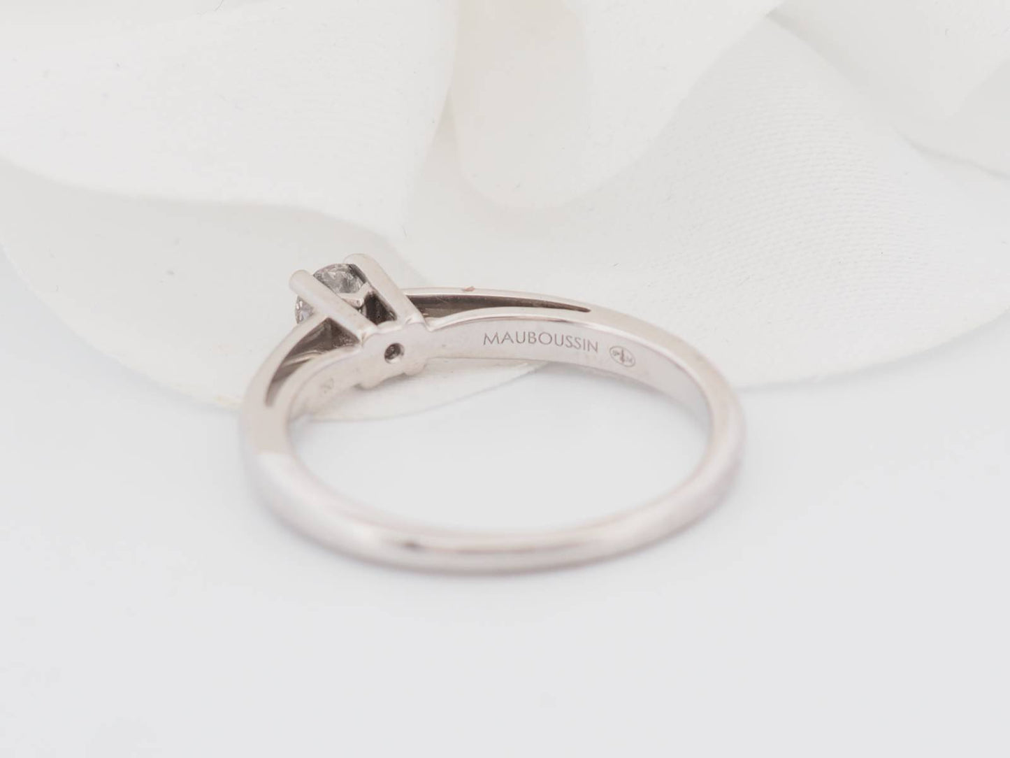 Bague solitaire Mauboussin Sel de ma vie en or blanc et diamant