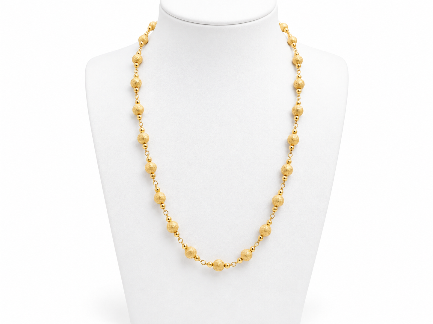 Collier boules or jaune 18 carats 46,5 cm – 7,30 g