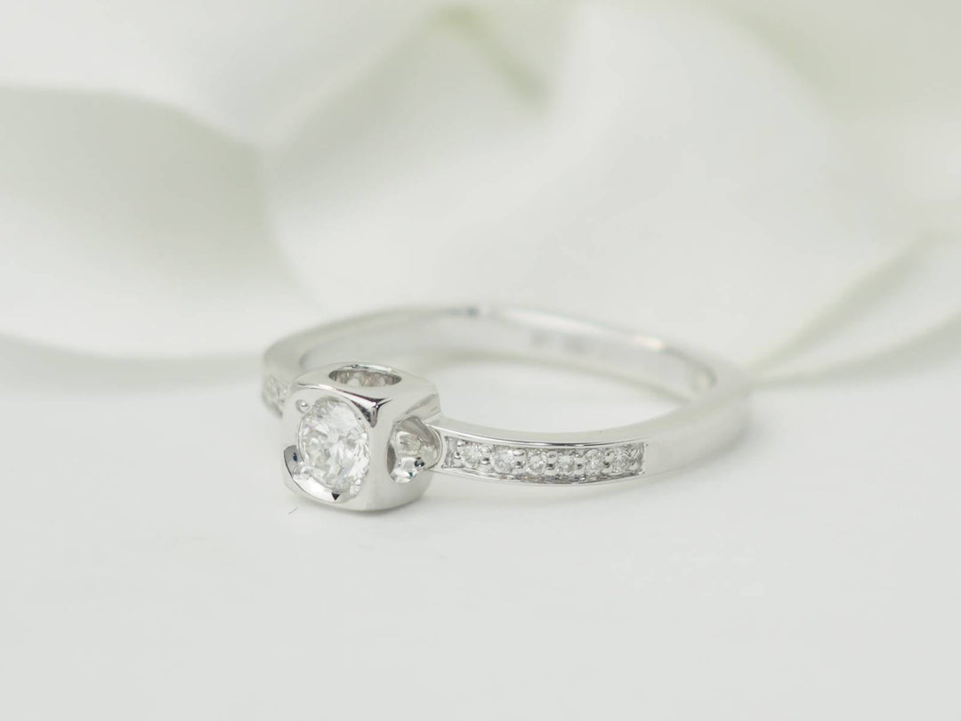 Bague L&