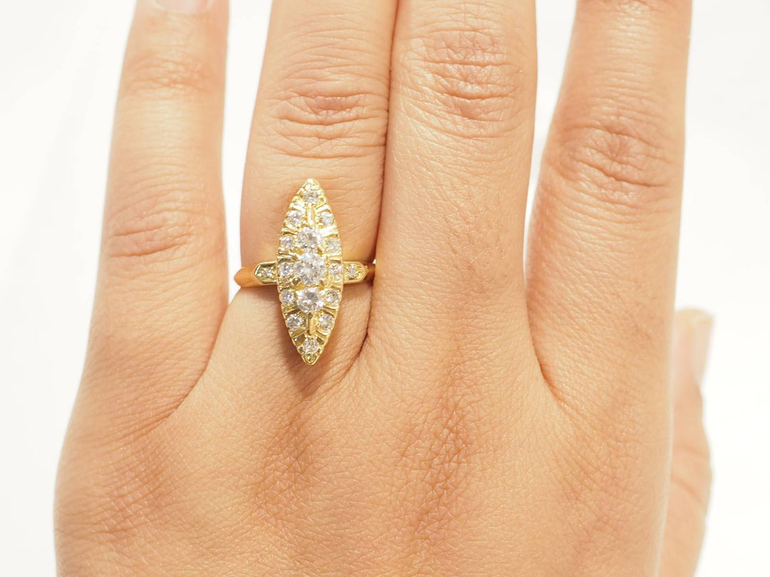 Bague marquise L&