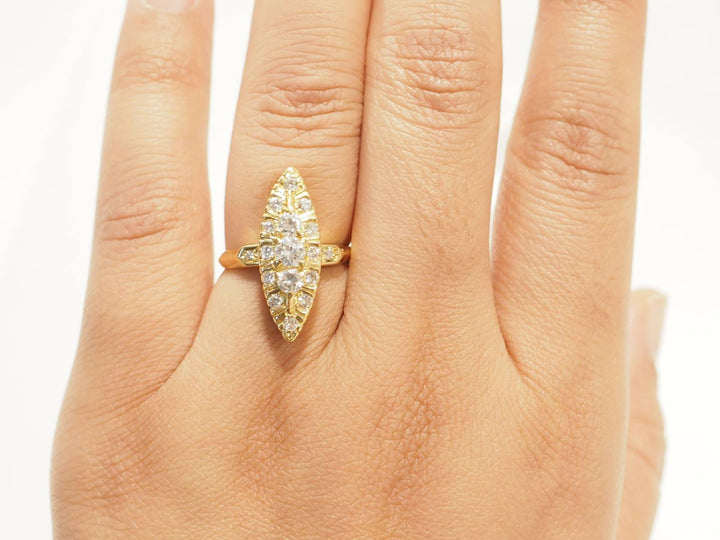 Bague marquise L&
