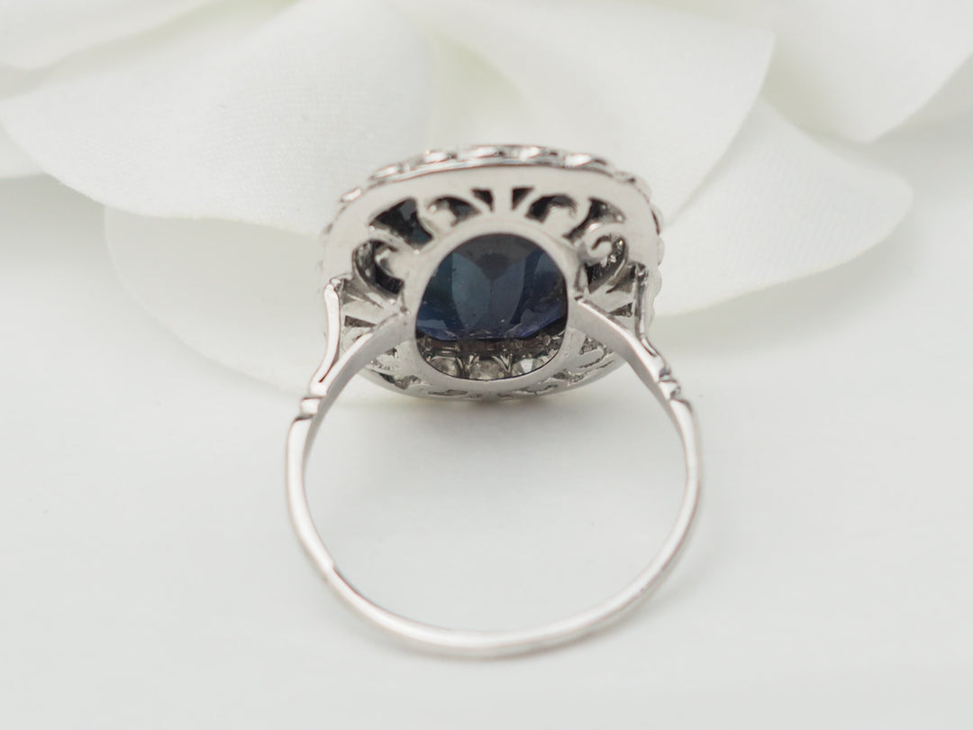 Vue arrière de la bague Pompadour L&