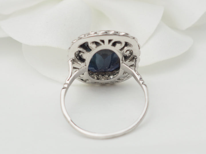 Vue arrière de la bague Pompadour L&