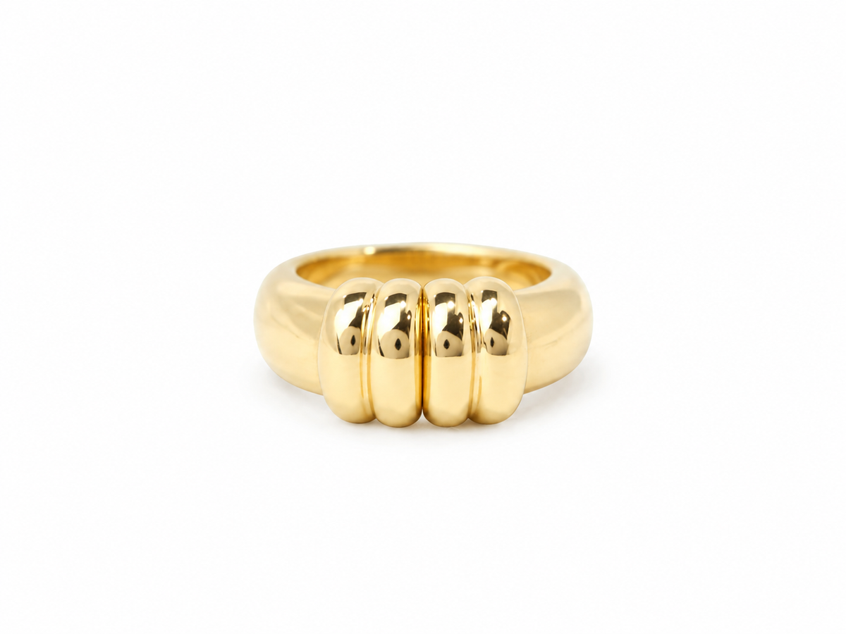 Bague vintage L'Aurore en or jaune 18 carats avec dessus coulissant au design bombé et poli