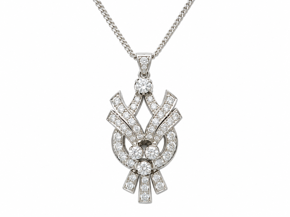 Collier L'Aurore ancien en platine avec pendentif orné de 3 carats de diamants brillants sur chaîne maille gourmette