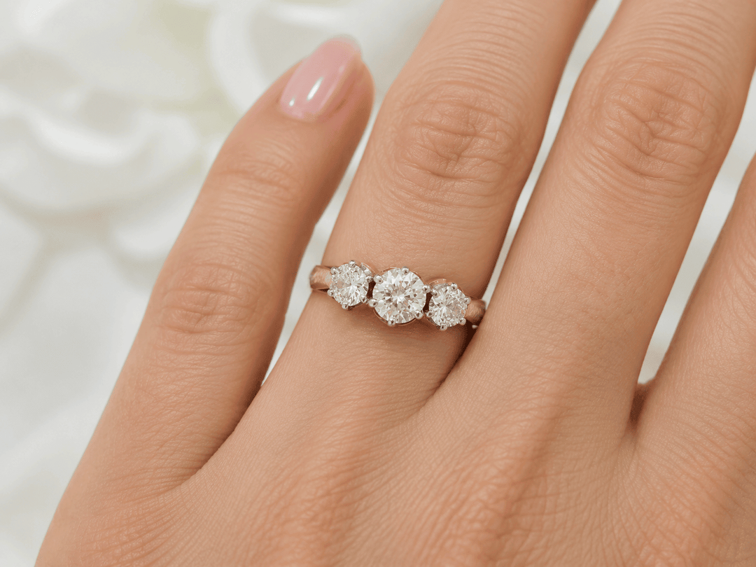Bague ancienne trilogie L&