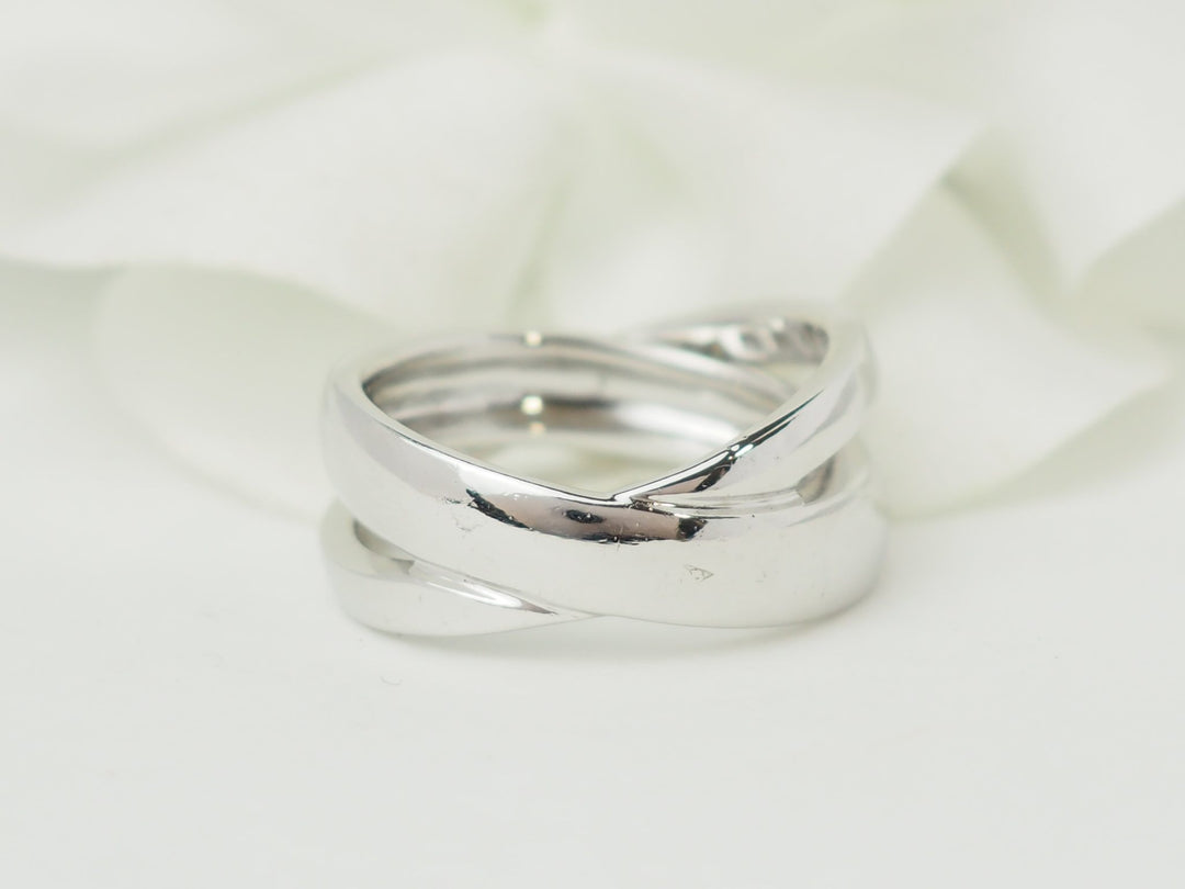 Bague croisée L&