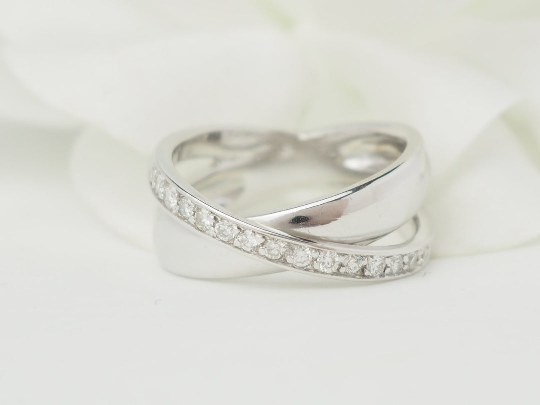 Bague croisée L&