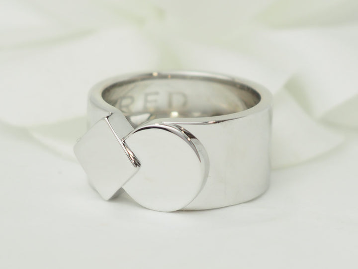 Bague vintage Fred Fredkiss en or blanc 18 carats signée L&
