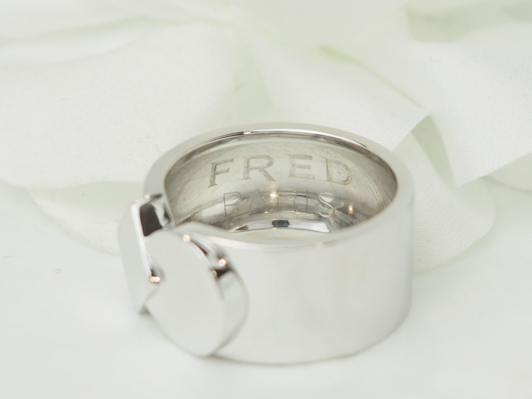Bague vintage Fred Fredkiss en or blanc 18 carats signée L&