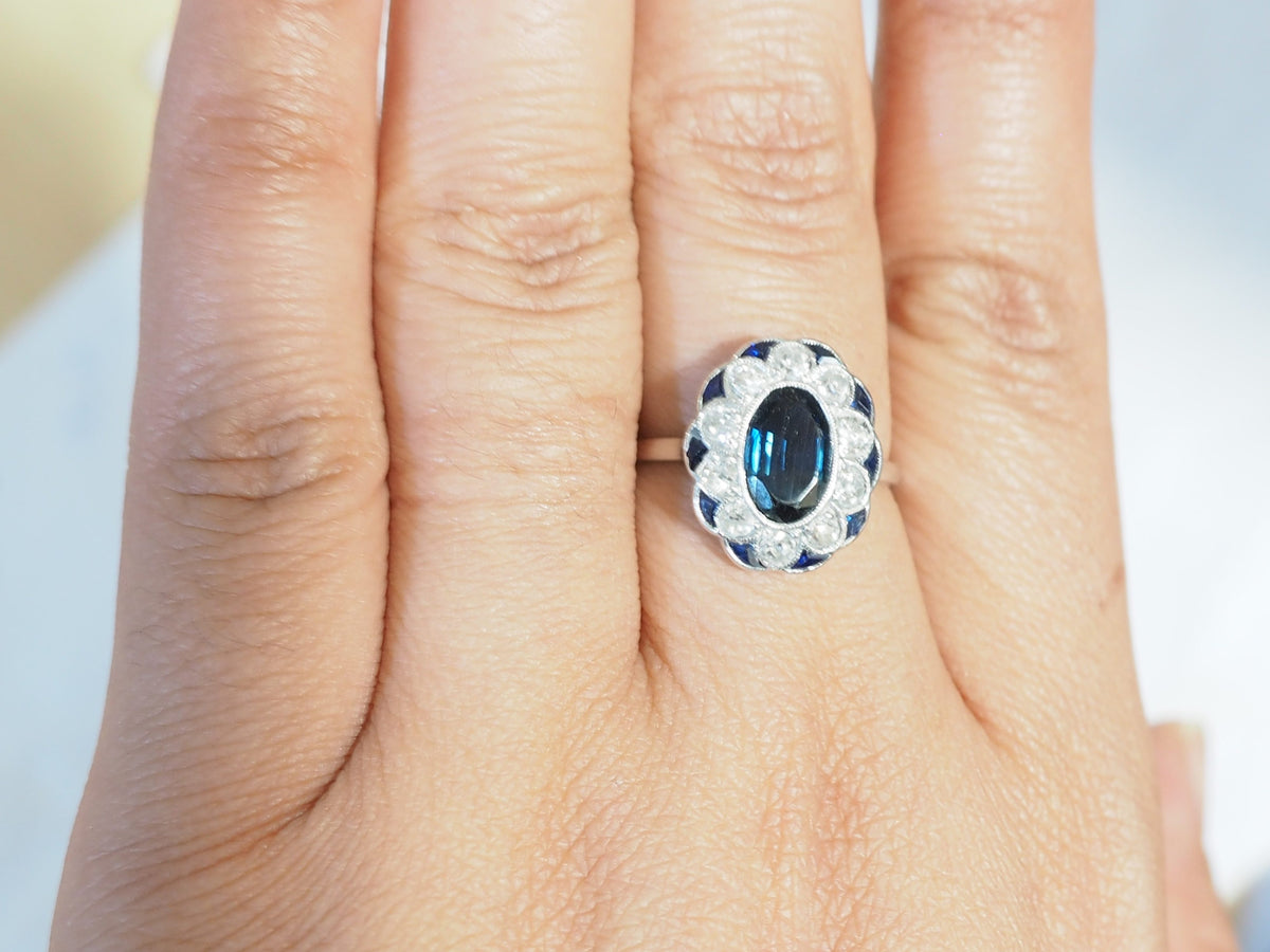 Bague Ancienne Pompadour Saphir 1,80ct Diamants 0,50ct Or Blanc Art Déco