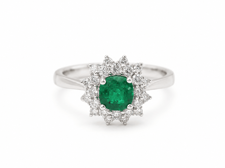 Bague double entourage émeraude de Zambie et diamants