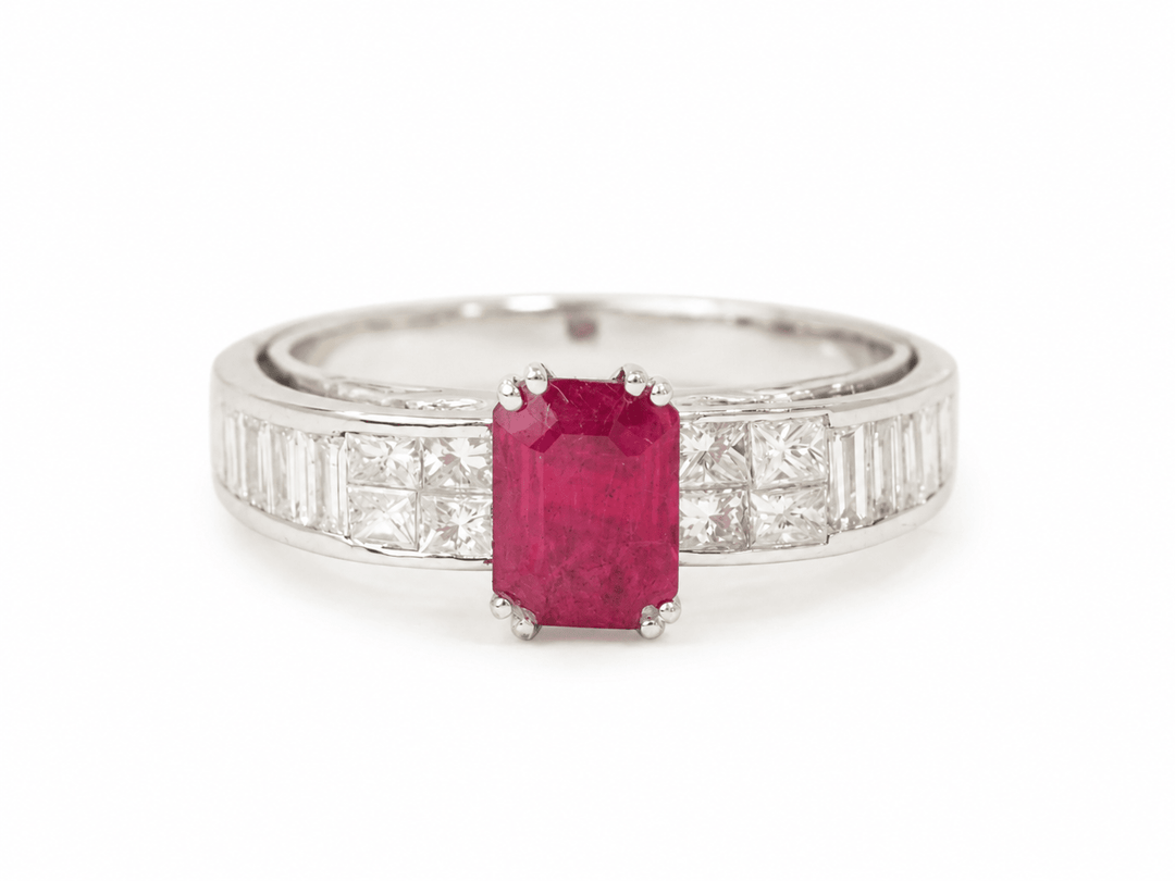 Bague en or blanc, rubis 1,30ct et diamants 0,74ct