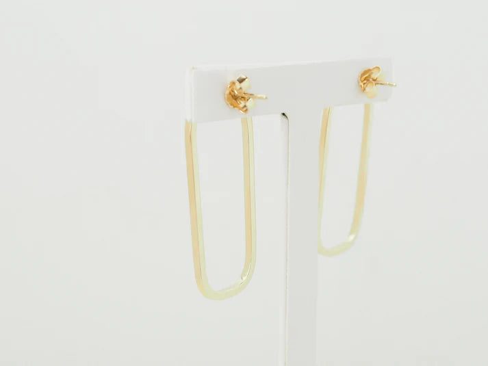 Boucles d'oreilles L'Aurore rectangles allongées en or jaune 18 carats au design géométrique moderne