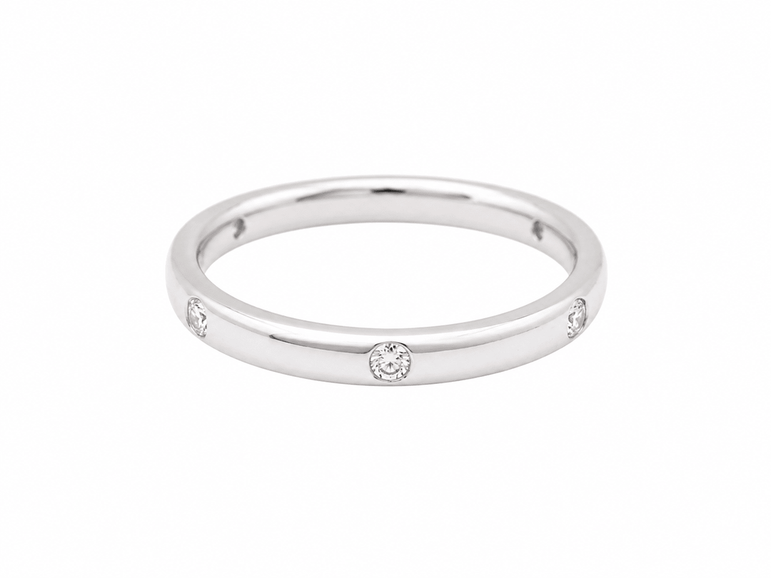 Alliance Pomellato Lucciole en or blanc 18 carats sertie de diamants, proposée par L&