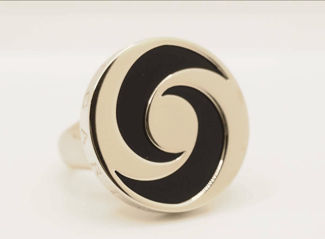 Bague L'Aurore Bulgari Yin Yang en or blanc et acier avec plateau tournant serti d'onyx noir