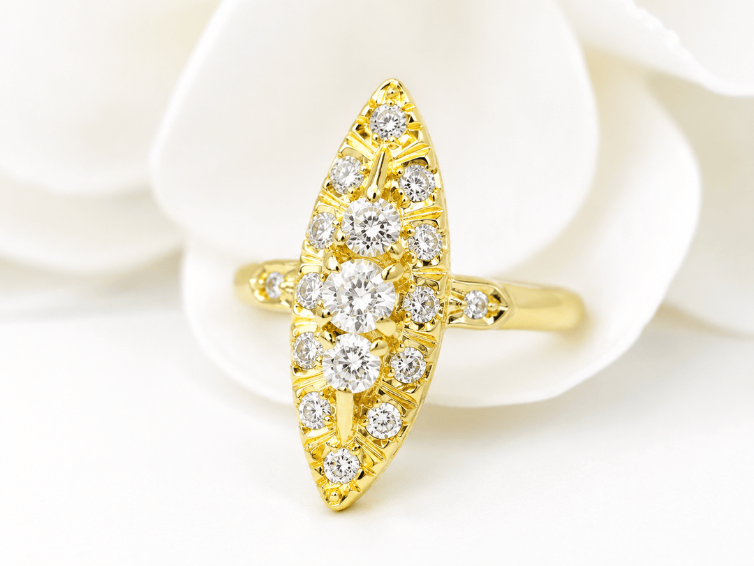 Bague marquise L&