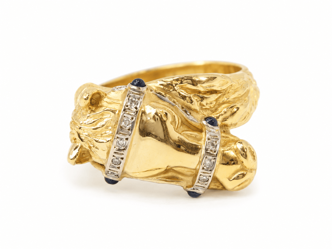 Bague cheval en or jaune 18 carats, diamants &amp; saphirs