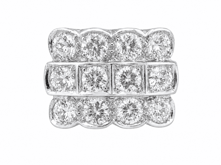 Bague Art Déco en platine sertie de 2 carats de diamants