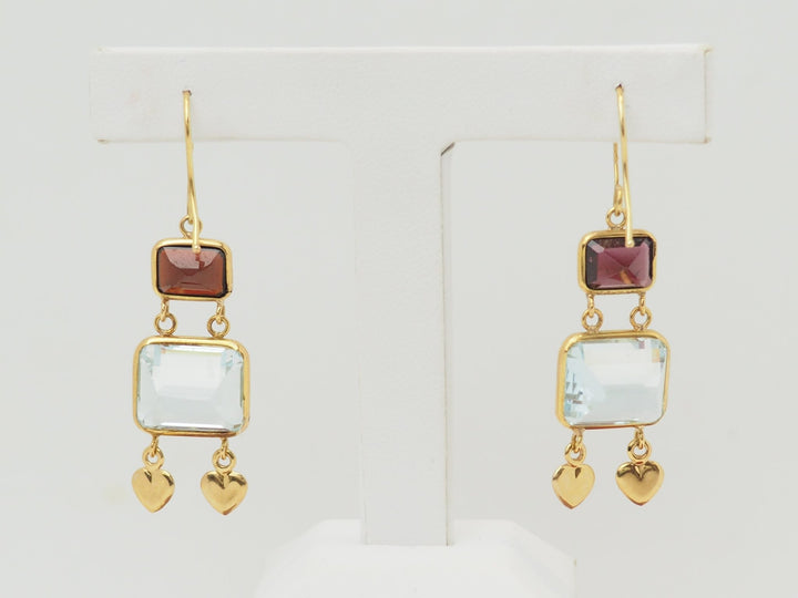 Boucles d’oreilles pendantes en or jaune 18K – Aigues-marines &amp; grenats