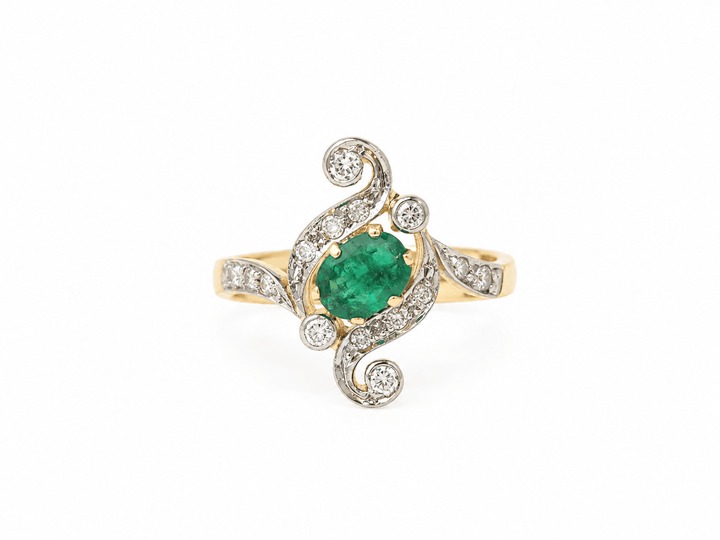 Bague Art Nouveau en or jaune émeraude 0,60 ct et diamants