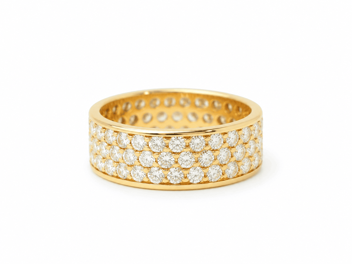 Alliance L'Aurore en or jaune 18 carats pavée de diamants taille brillant sur trois rangs