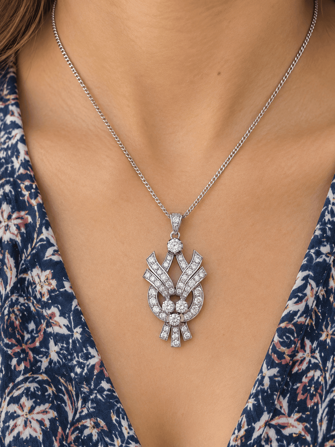 Collier L&
