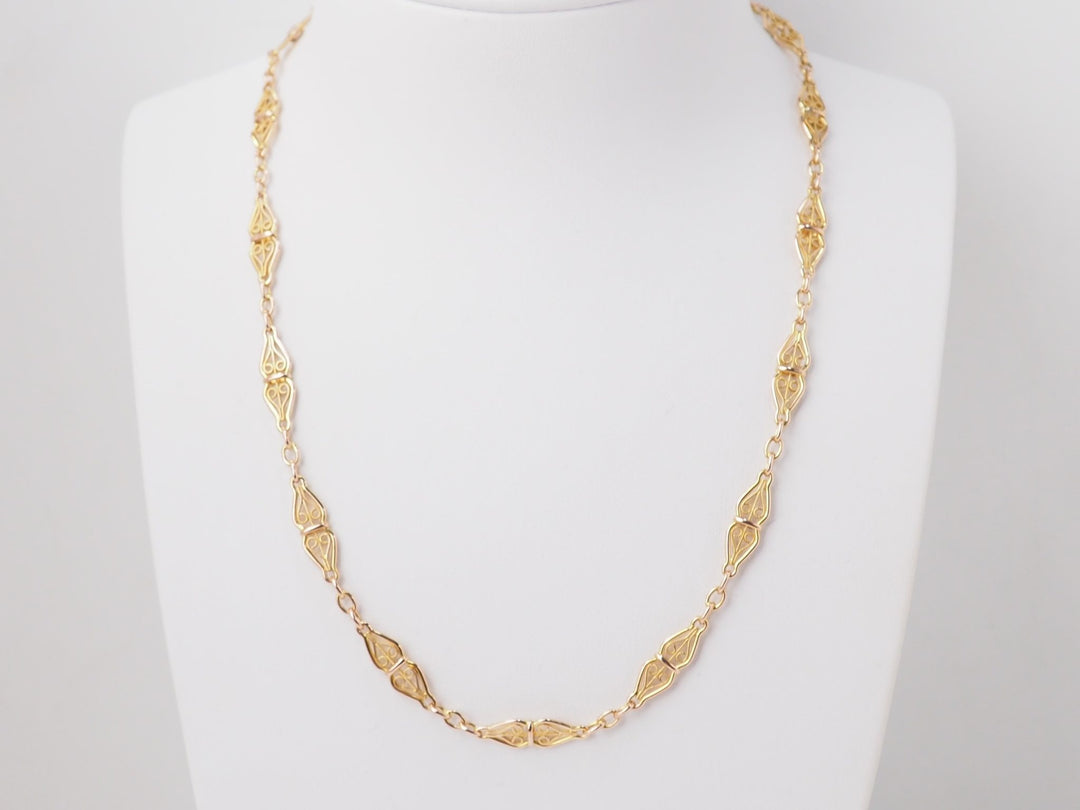 Collier L&