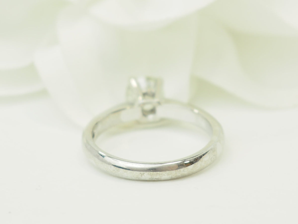 Bague solitaire L'Aurore en or blanc 18 carats avec diamant taille brillant de 0,78 carat serti 4 griffes