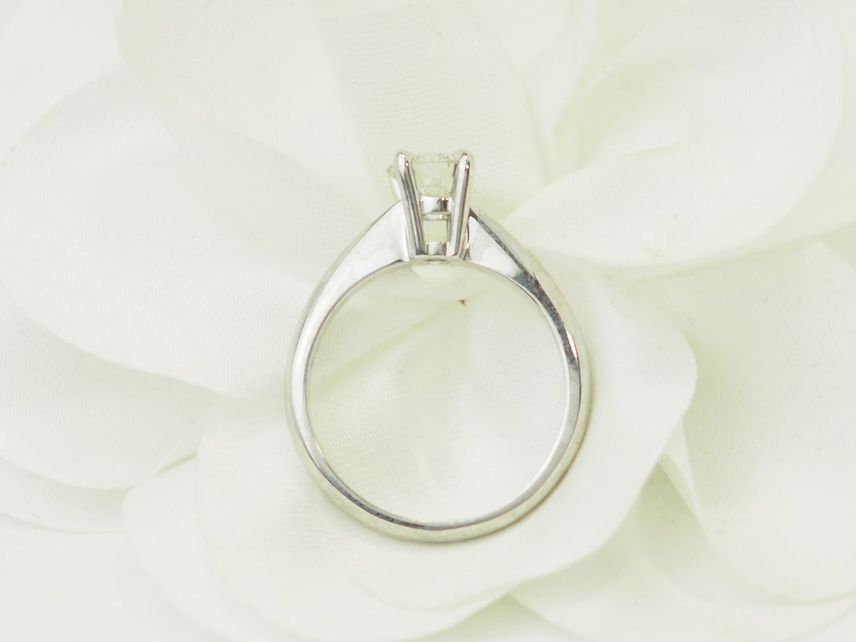 Bague solitaire L'Aurore en or blanc 18 carats avec diamant taille brillant de 0,78 carat serti 4 griffes