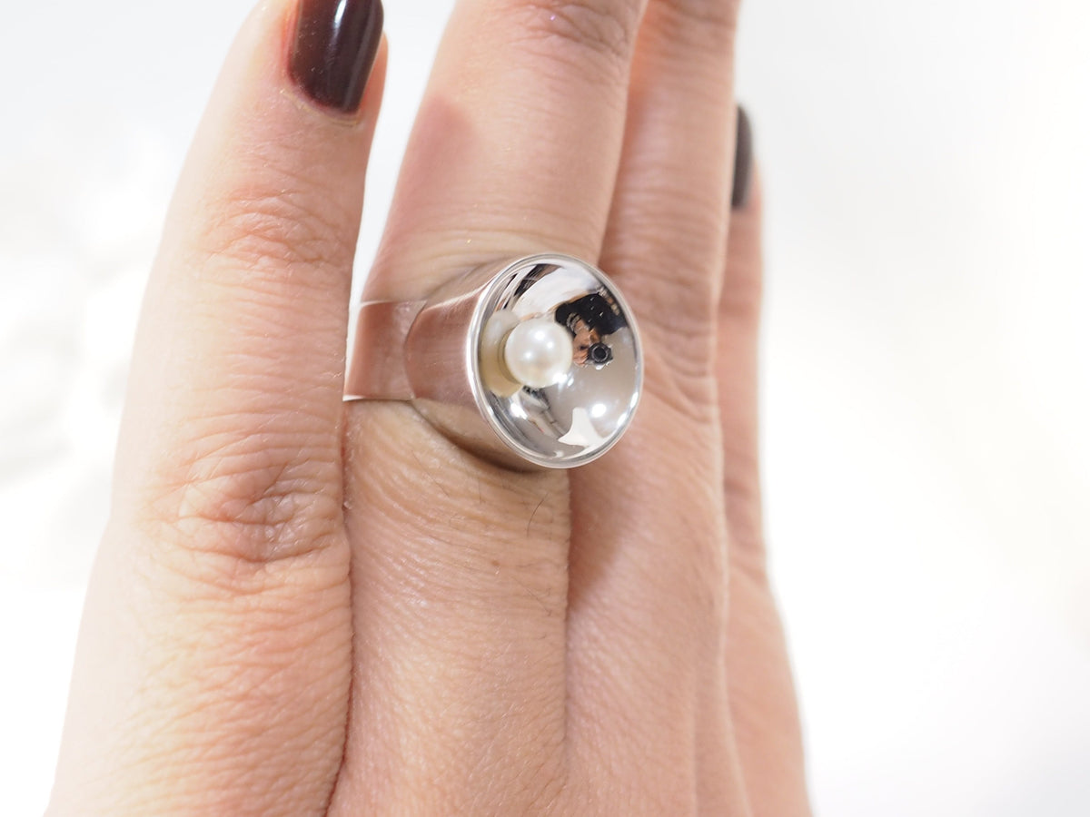 Bague Dinh Van vintage  en or blanc et perle de culture