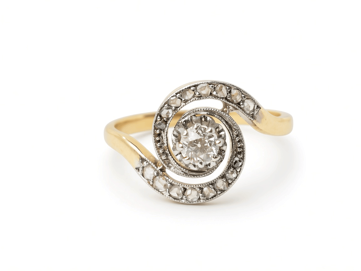 Bague tourbillon L'Aurore Art Nouveau en or 18 carats, diamant central taille ancienne et entourage diamants taille rose