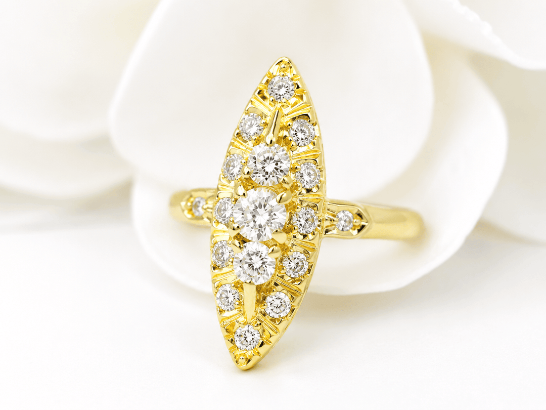 Bague marquise L&