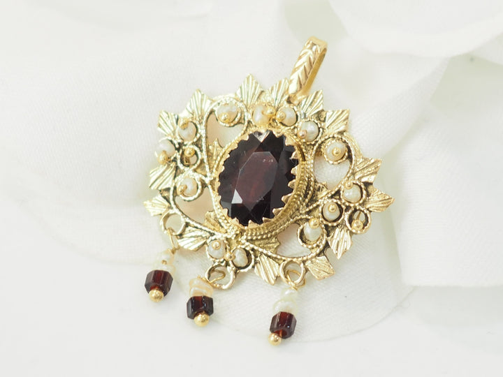 Pendentif Ancien XIXᵉ Siècle en Or Jaune, Grenat et Perles Fines – Bijou Victorien Napoléon III